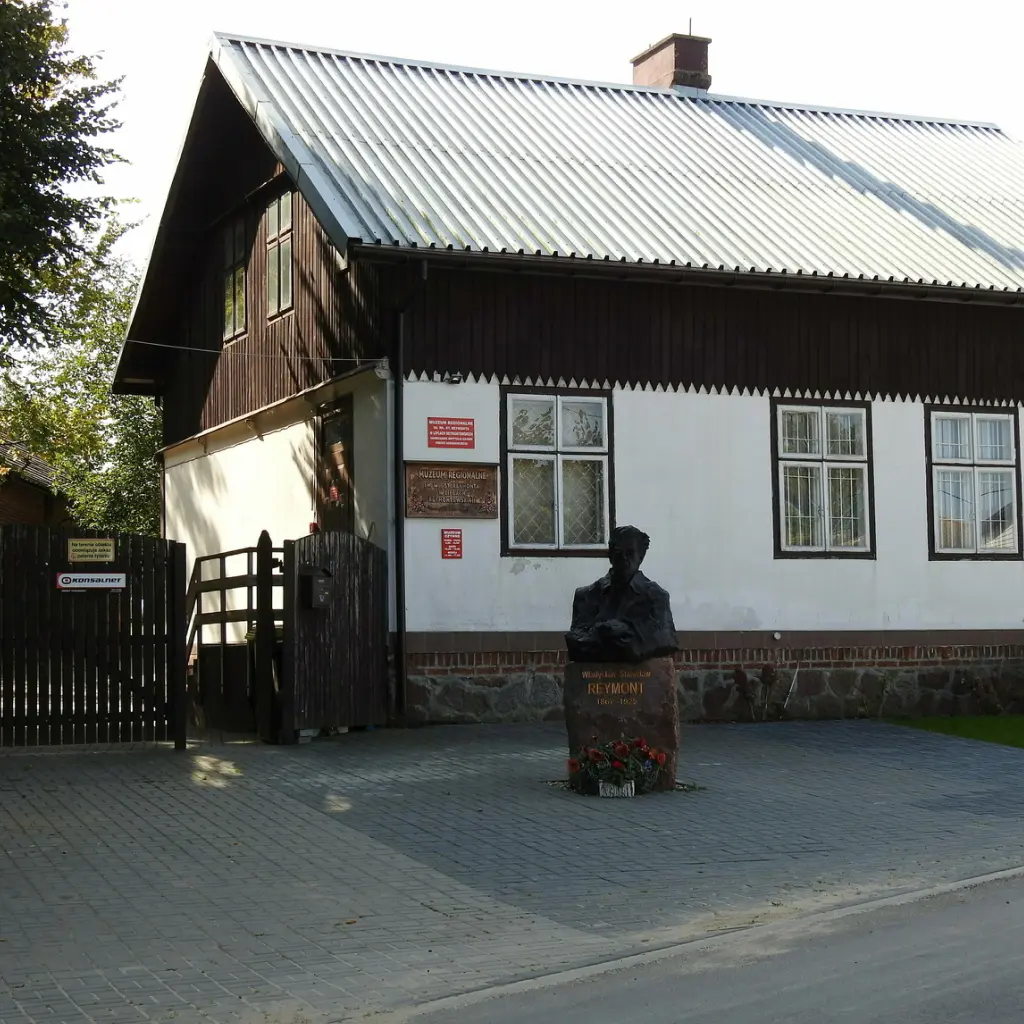 Zdjęcie Muzeum Reymonta w Lipcach Reymontowskich